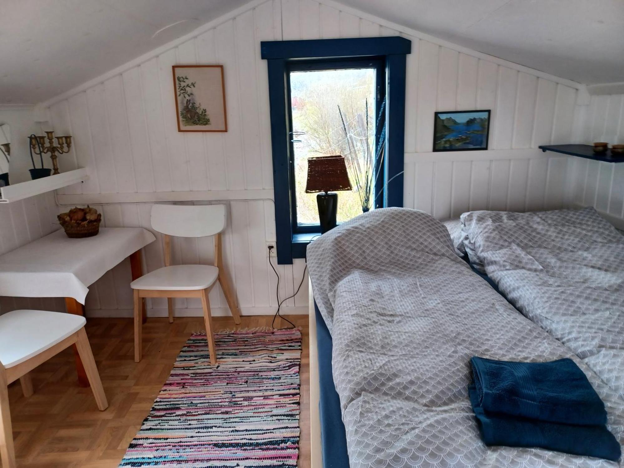 Stensens Overnatting Russenes Exteriér fotografie